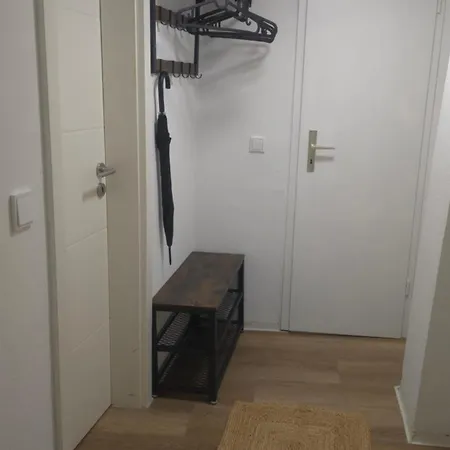 Denkmal * Rhens